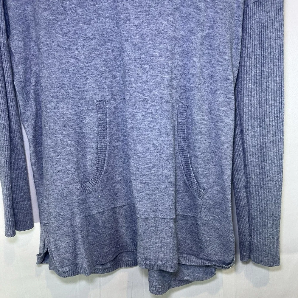 Cyrus Shirt Hoodie Womens Medium Light Blue Soft Knit Pullover‎ Thermal Layer